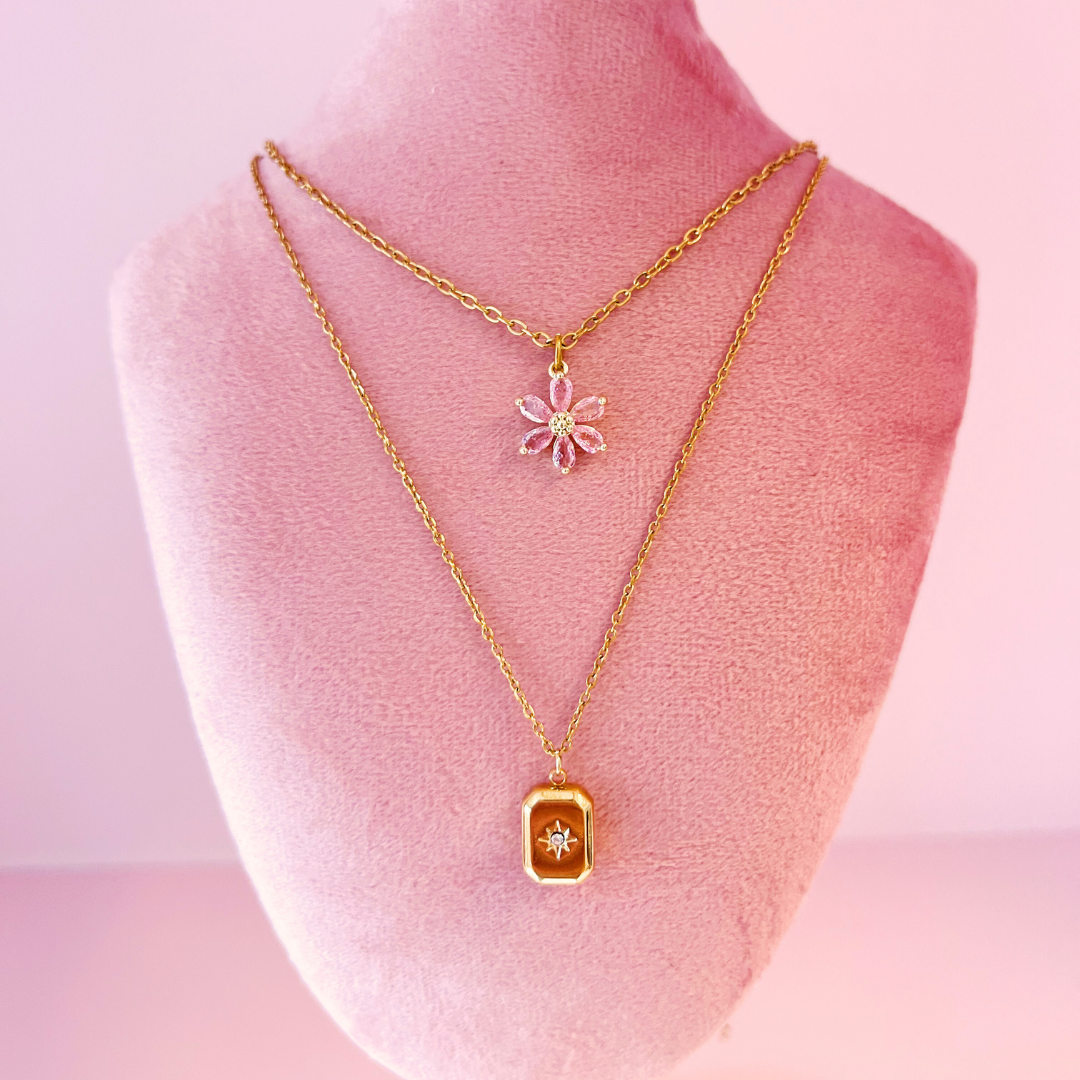 Necklace shining flower pink