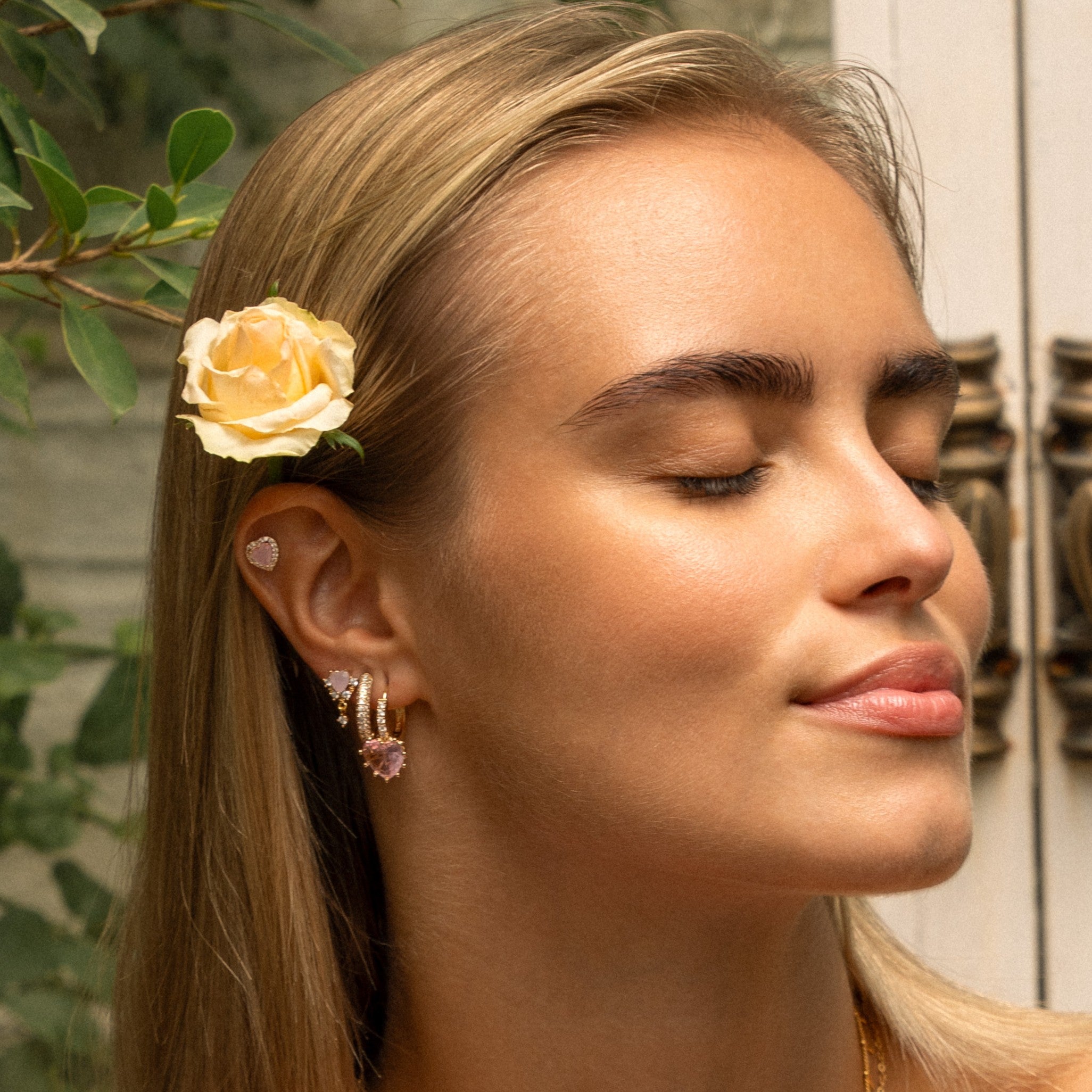 Classic diamond hoops white