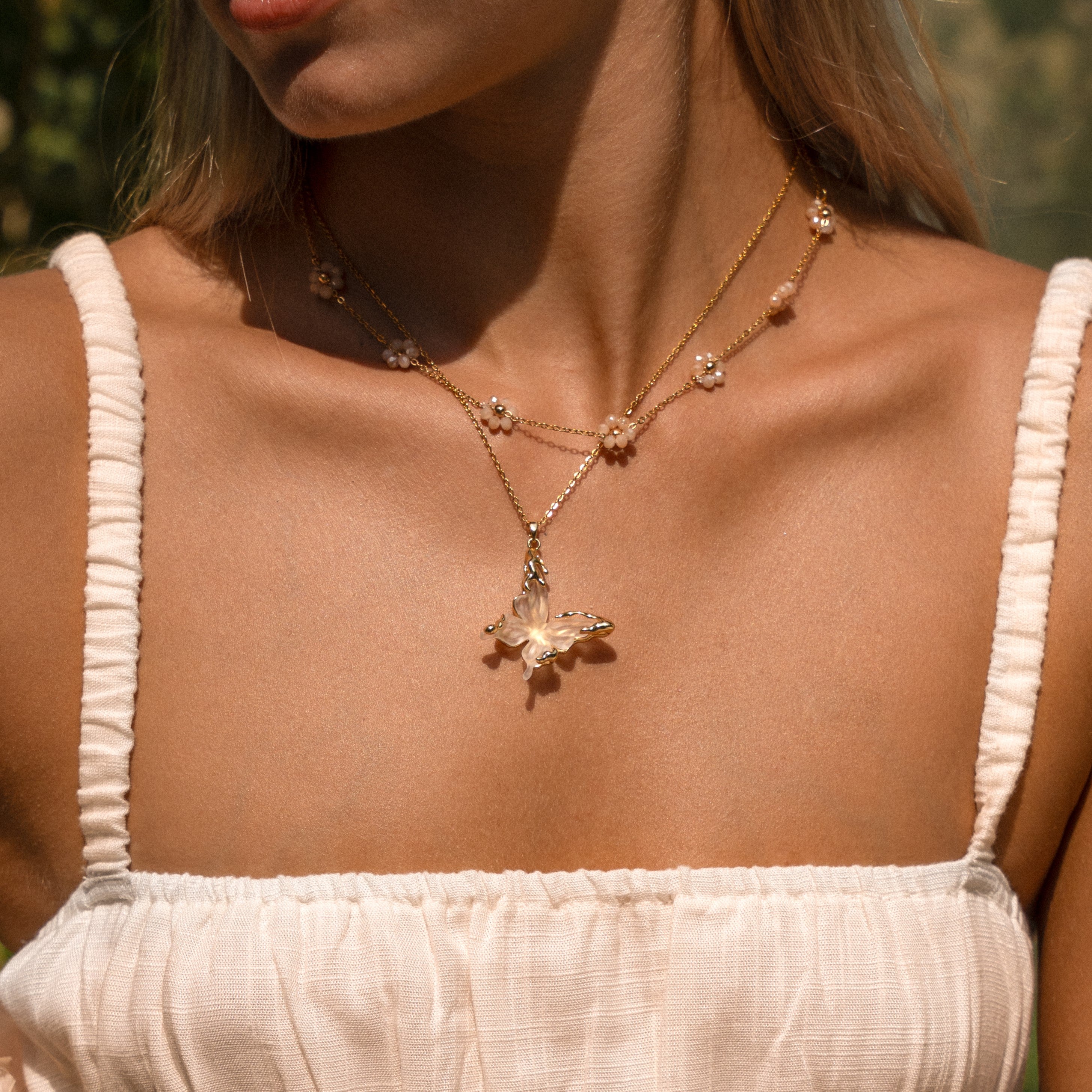 Necklace elegant butterfly pastel white