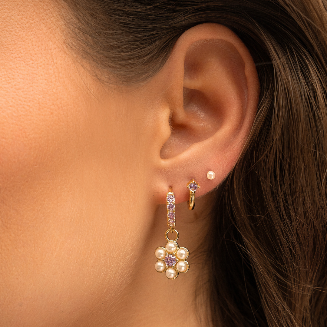 Tiny pearl studs