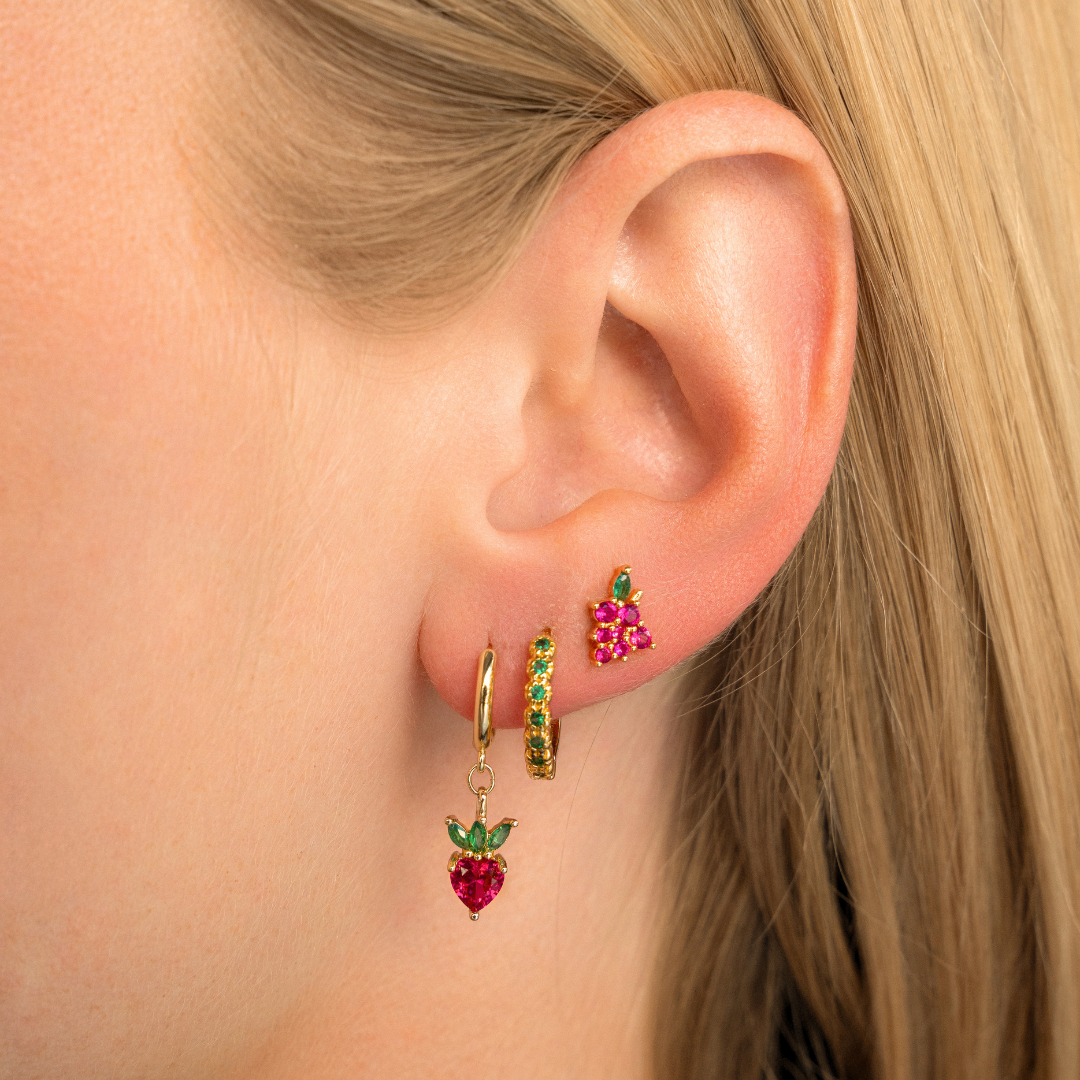Fuchsia grape studs