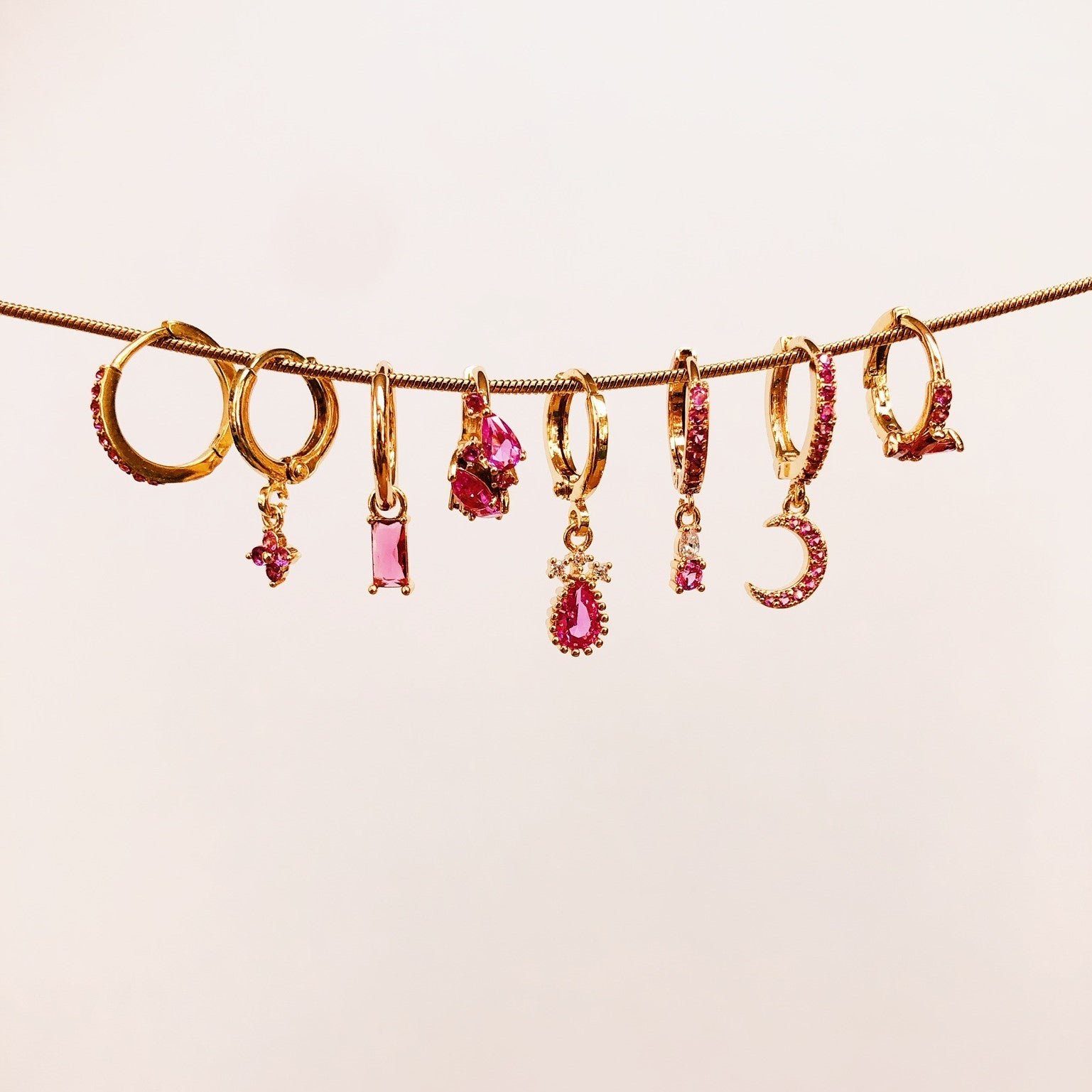Earrings hanging cube pink