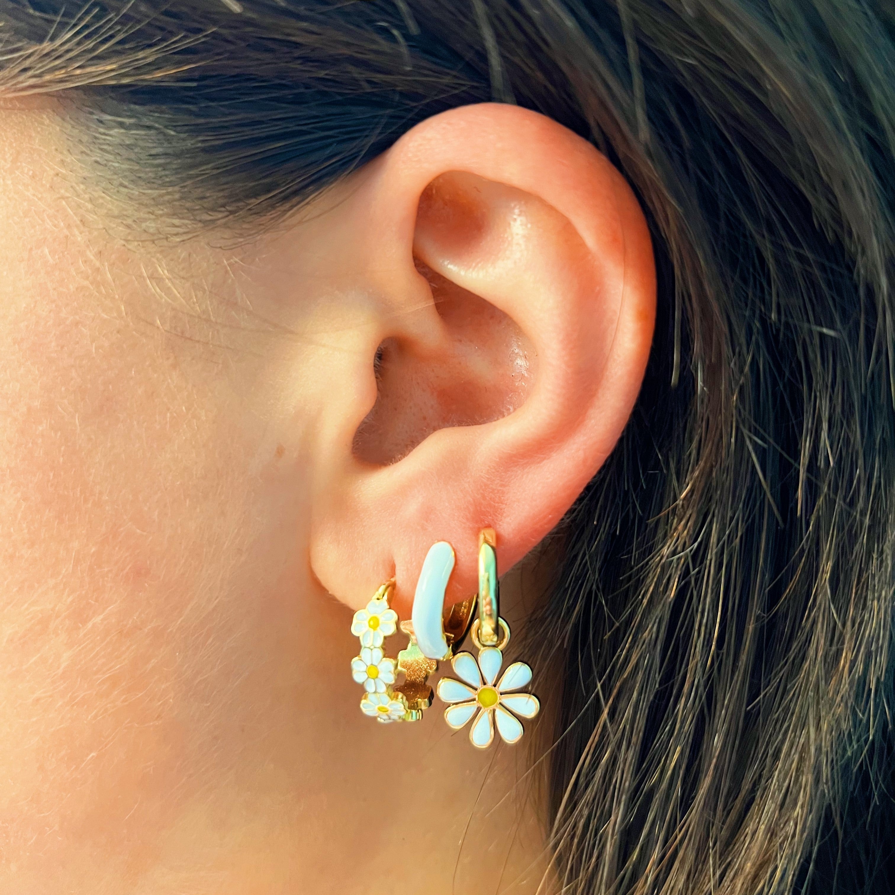 Rosabella white earrings